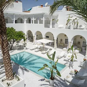 riad-palais-blanc.marrakeshhotelsmorocco.com/